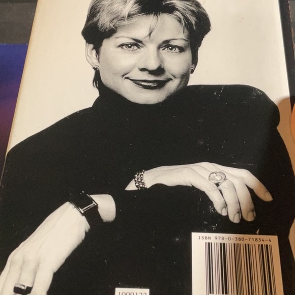 Cruel & Unusual by Patricia Cornwell - Picture 2 of 4